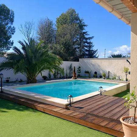 Apartament Bleu Comme Un Jardin - Private Swimming Pool & Jacuzzi *