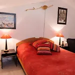 Bleu Comme Un Jardin - Private Swimming Pool&jacuzzi Appartement