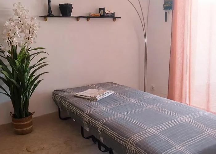 Apartment Bleu Comme Un Jardin - Private Swimming Pool & Jacuzzi