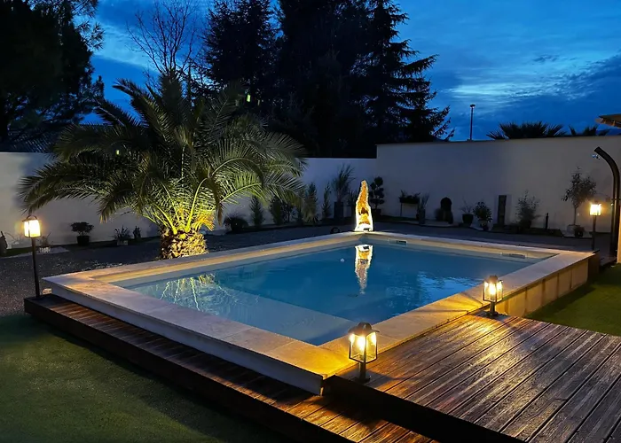 Bleu Comme Un Jardin - Private Swimming Pool & Jacuzzi Les Mees